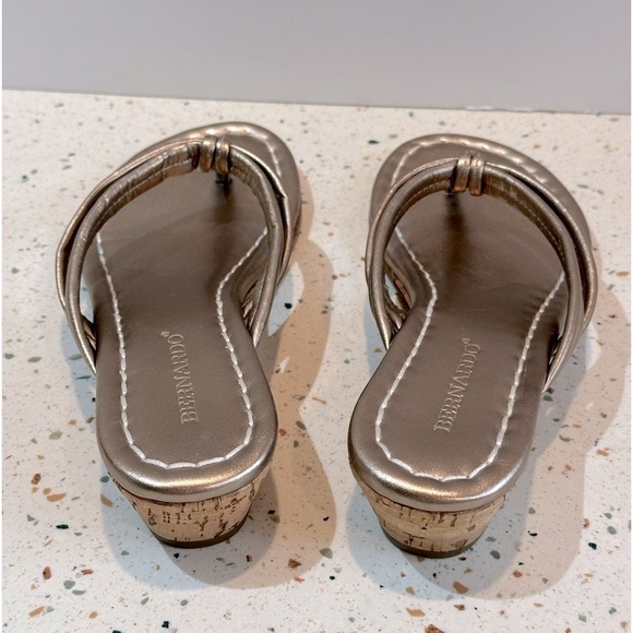 BERNARDO Miami Leather Platinum Metallic Tong Cork Wedge Sandals - Picture 5 of 13